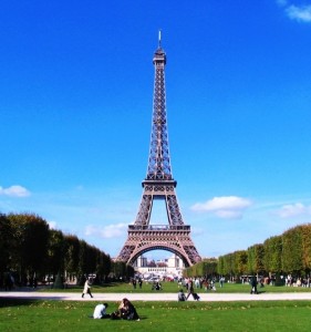 Eiffel-Tower-Paris-sq